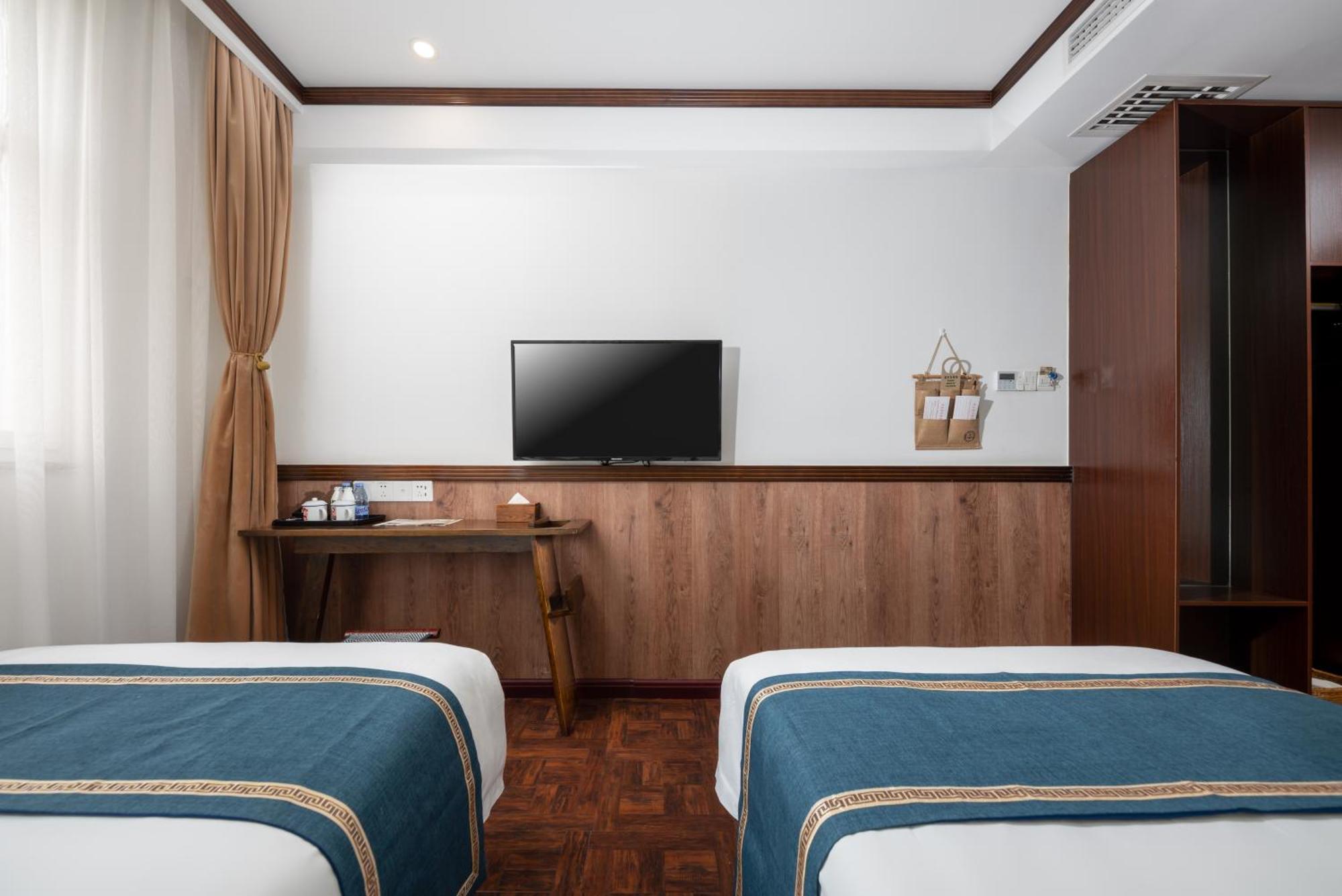 Time Traveller Hotel- Near Beijing Yonghe Lama Temple, Ghost Street, Beihai Park, Jingshan Park, Drum Tower, Houhai Bar Street, Tian'Anmen Square, Located In Beijing Traditional Hutongs, 5 Minutes Away From Subway, Free Laundry Serive Екстериор снимка