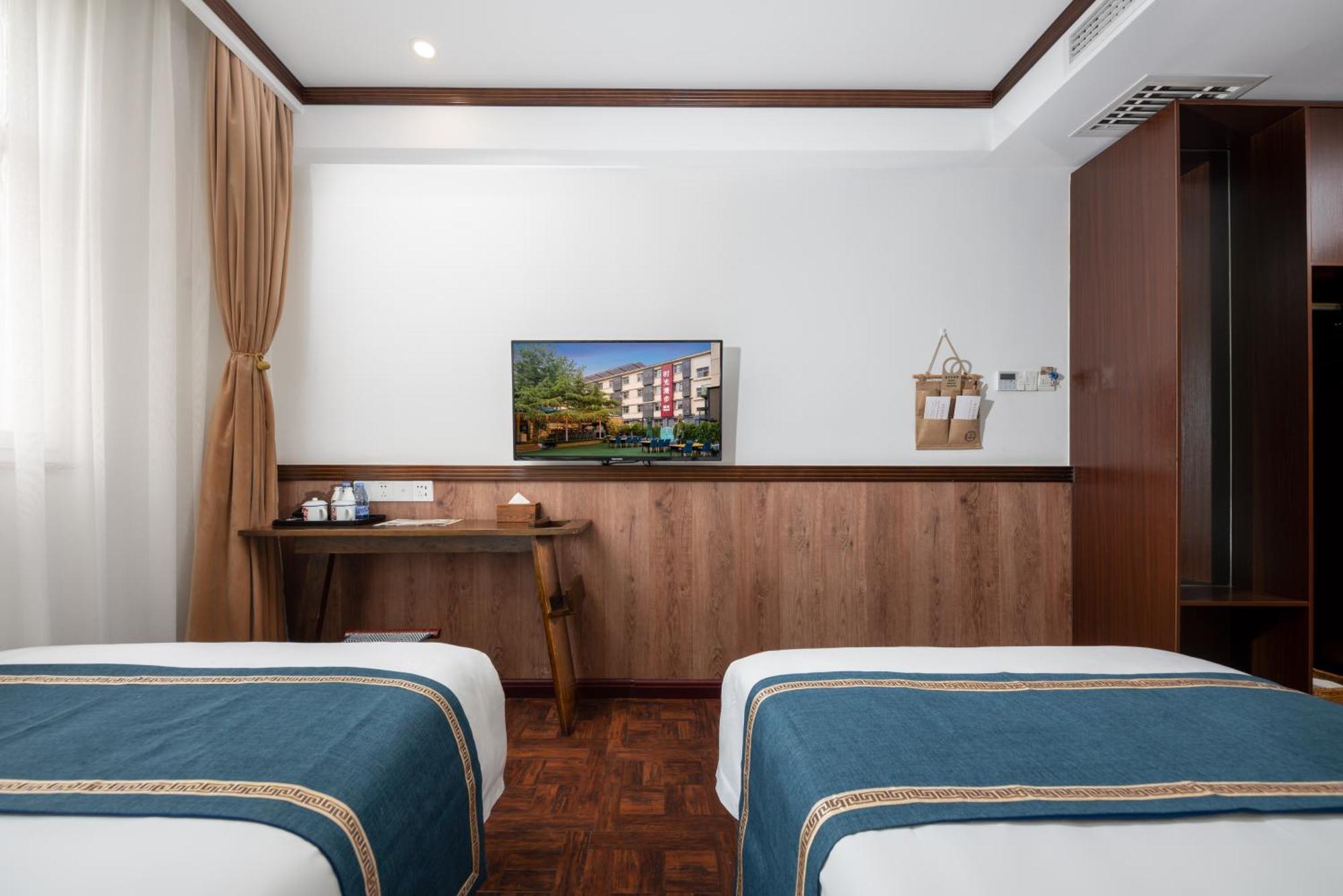 Time Traveller Hotel- Near Beijing Yonghe Lama Temple, Ghost Street, Beihai Park, Jingshan Park, Drum Tower, Houhai Bar Street, Tian'Anmen Square, Located In Beijing Traditional Hutongs, 5 Minutes Away From Subway, Free Laundry Serive Екстериор снимка
