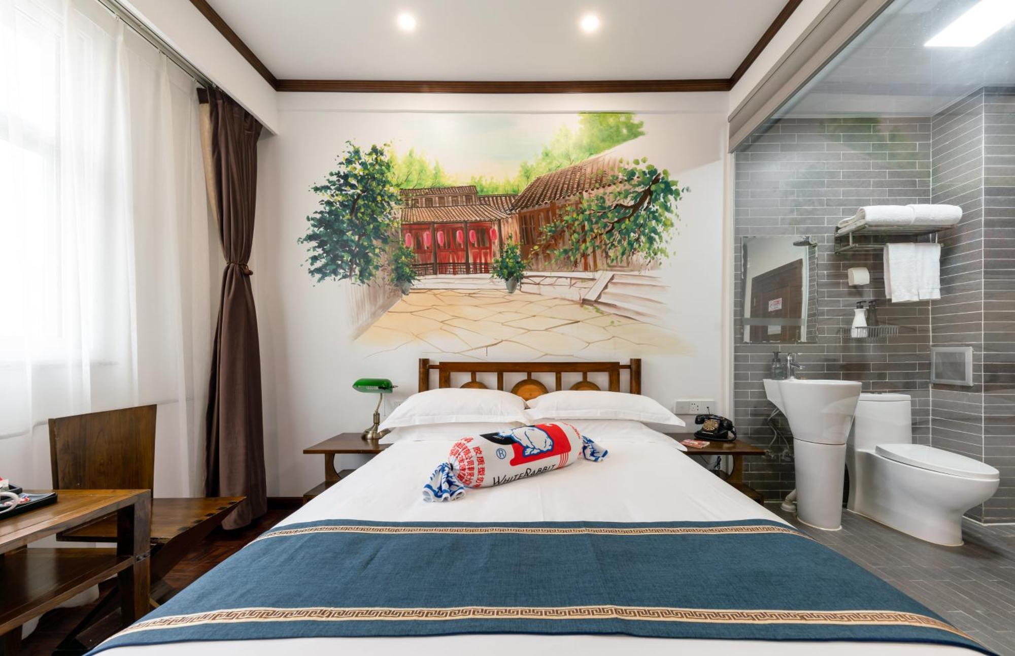 Time Traveller Hotel- Near Beijing Yonghe Lama Temple, Ghost Street, Beihai Park, Jingshan Park, Drum Tower, Houhai Bar Street, Tian'Anmen Square, Located In Beijing Traditional Hutongs, 5 Minutes Away From Subway, Free Laundry Serive Екстериор снимка