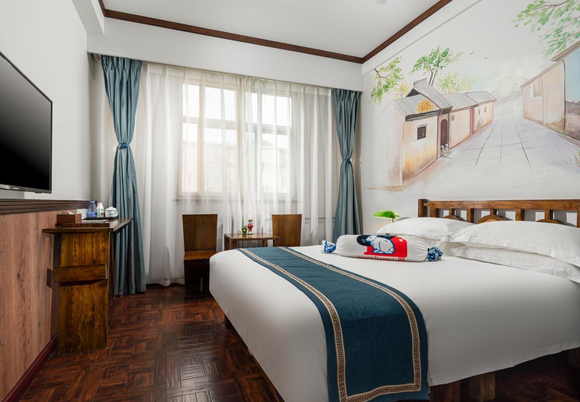 Time Traveller Hotel- Near Beijing Yonghe Lama Temple, Ghost Street, Beihai Park, Jingshan Park, Drum Tower, Houhai Bar Street, Tian'Anmen Square, Located In Beijing Traditional Hutongs, 5 Minutes Away From Subway, Free Laundry Serive Екстериор снимка